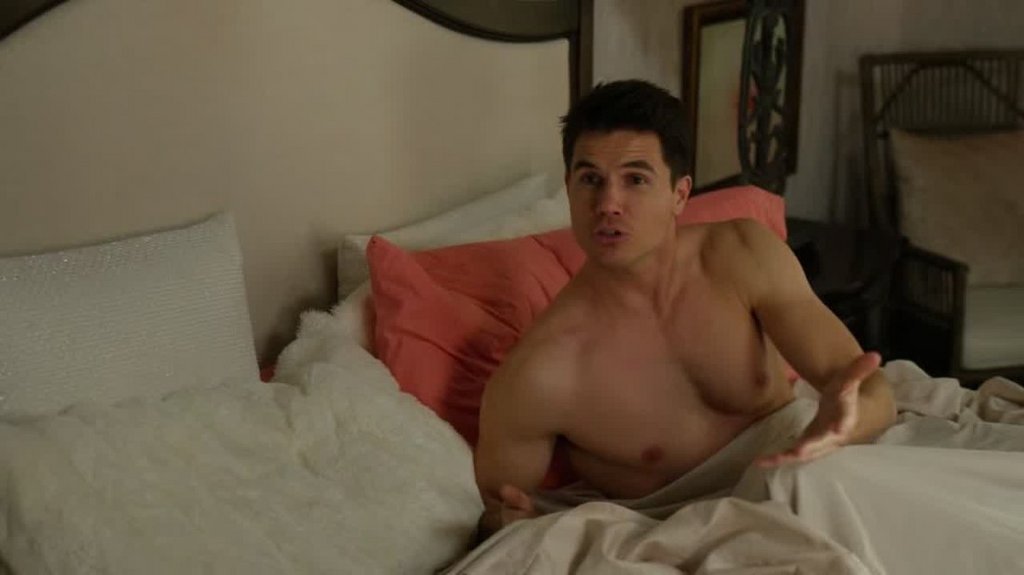 [Image: r9kt2ch16esd.jpg]