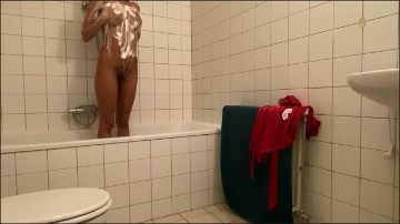 [Image: Voyeur29805110901.jpg]