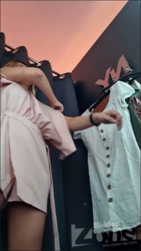 [Image: Voyeur53765101431.jpg]