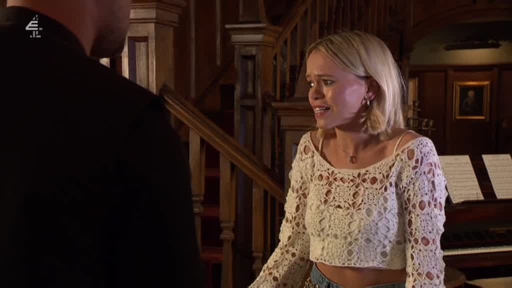 [Image: xmu05hj4sh5v.jpg]