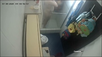 [Image: Voyeur52795095703.jpg]