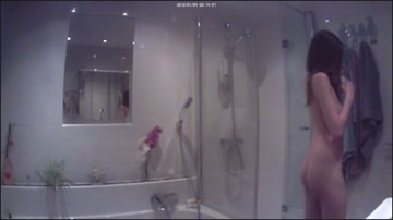 [Image: Voyeur13565123716.jpg]