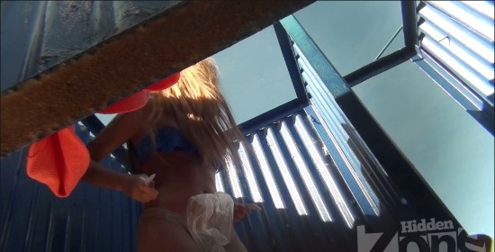 [Image: Voyeur36895130431.jpg]
