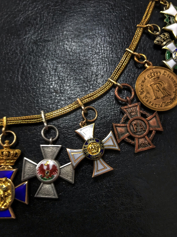 60BDF789-5410-4D40-BEDE-99C741DB7C22