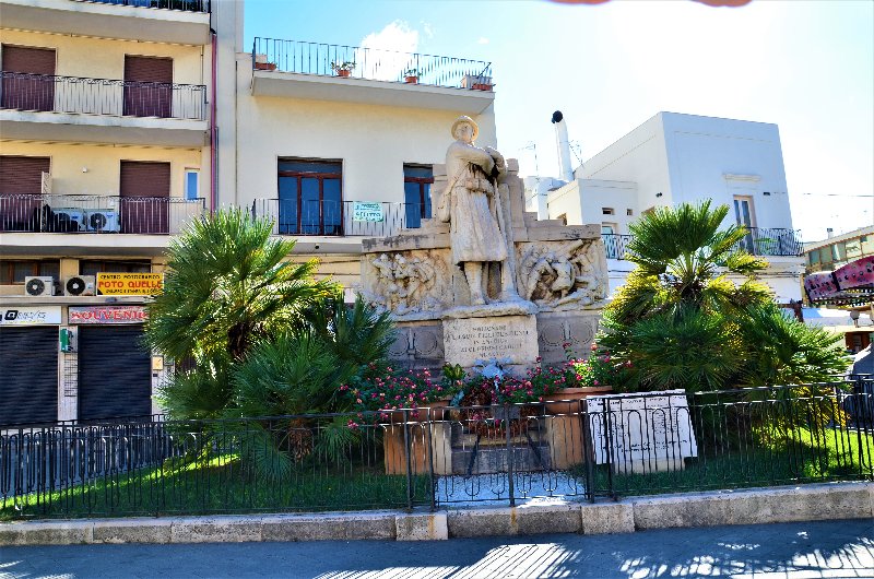 POLINAGNO A MARE-27-9-2018 - Italia y sus pueblos-2018/2019/2023 (67)