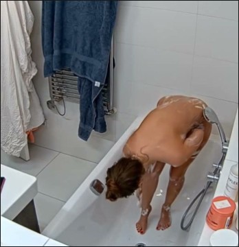 [Image: Voyeur37145130835.jpg]