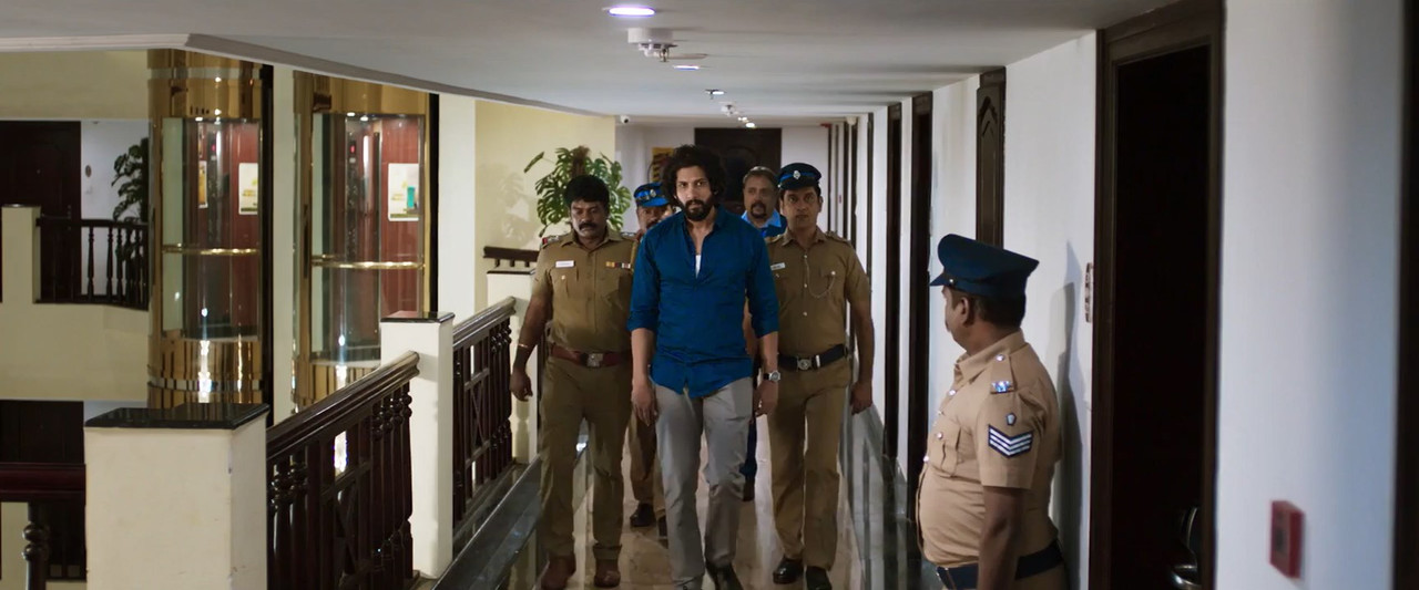 Raakadhan 2023 WebRip [Tamil + Malayalam] 480p 720p ESub Screenshot