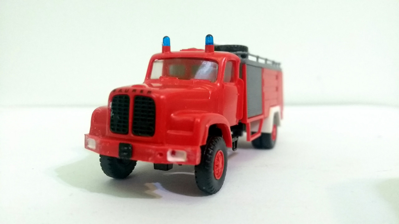 Mach (2441)