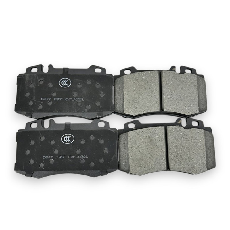 Mercedes Benz Braking System Series Front Brake Pad Depan for E-Class W211 S-Class W220 C-Class W203 CLK W209 CLS C219 SLK R171 (OE: 0044209020 / A0044209020 / 0034204220 / 0044200420)