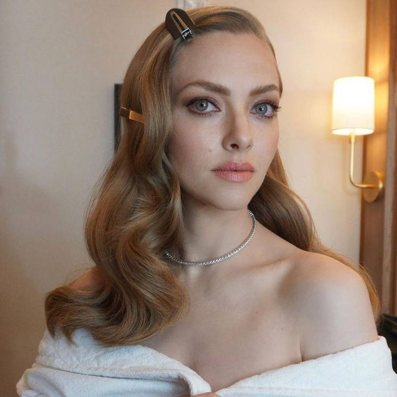 Capelli a one, un trend ai Golden Globes 2021