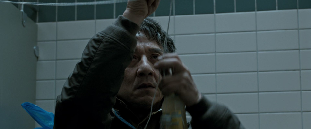 The Foreigner (2017) (1080p BluRay x265 SAMPA)-14