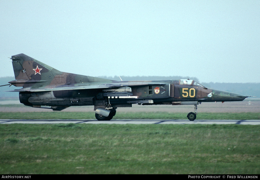 19 GvAPIB Mig-27D Yellow 50_61912558142_29.04.91