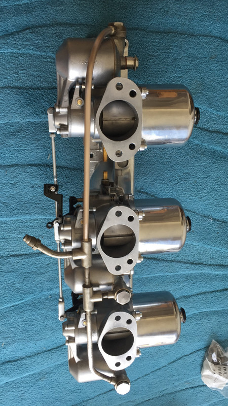 0500BC33-5107-4A1D-BA06-0A64E9D09F6A