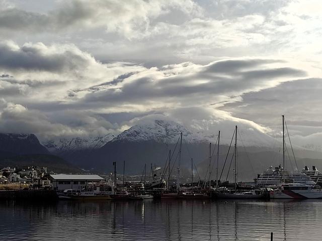 USHUAIA. COSTANERA, PUERTO, GLACIAR MARTIAL - ARGENTINA INFINITA II/ TORRES DEL PAINE (6)