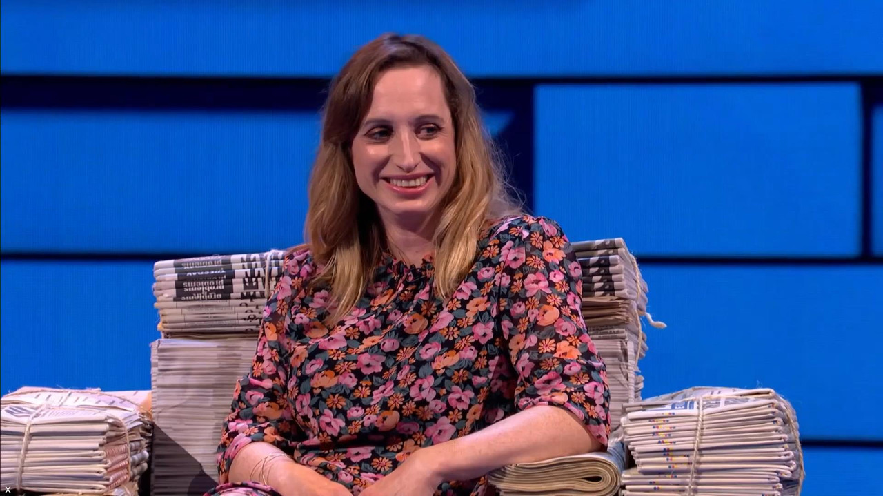 Isy Suttie 171021.mp4_snapshot_06.37_[2021.10.17_03.05.14]