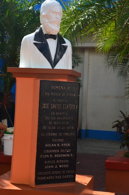 ISLA DE ROATAN-13-9-2017-HONDURAS - Crucero caribeño con MSC OPERA-Septiembre-2017 (133)