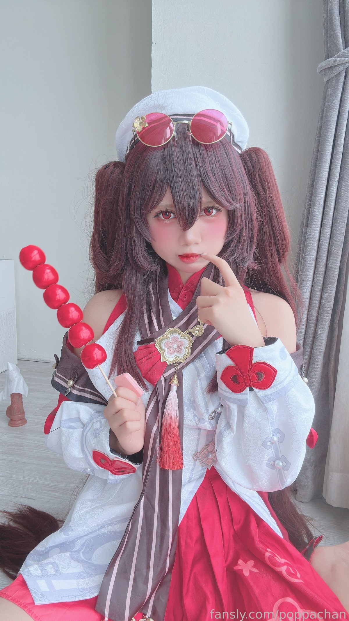 PoppaChan Hu Tao Cosplay (Genshin Impact) – 30 Photos 33MB插图6