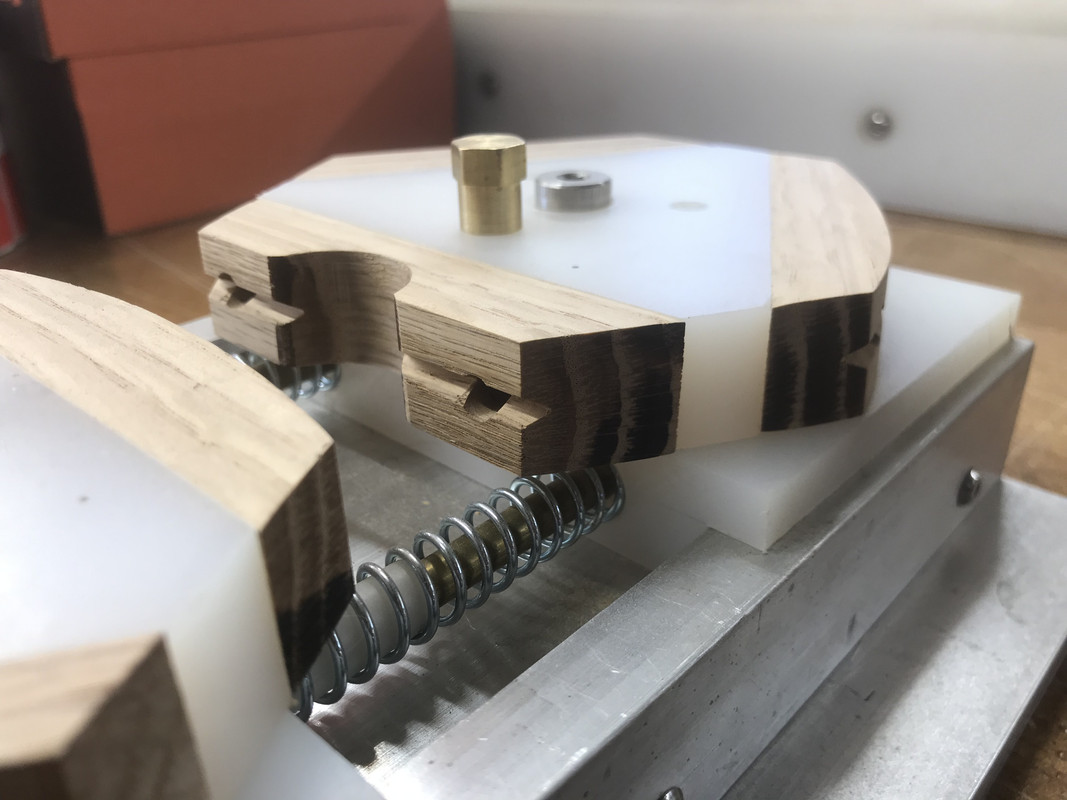 012E4B2A-9E57-4AEB-8280-5119F5AEA7A4