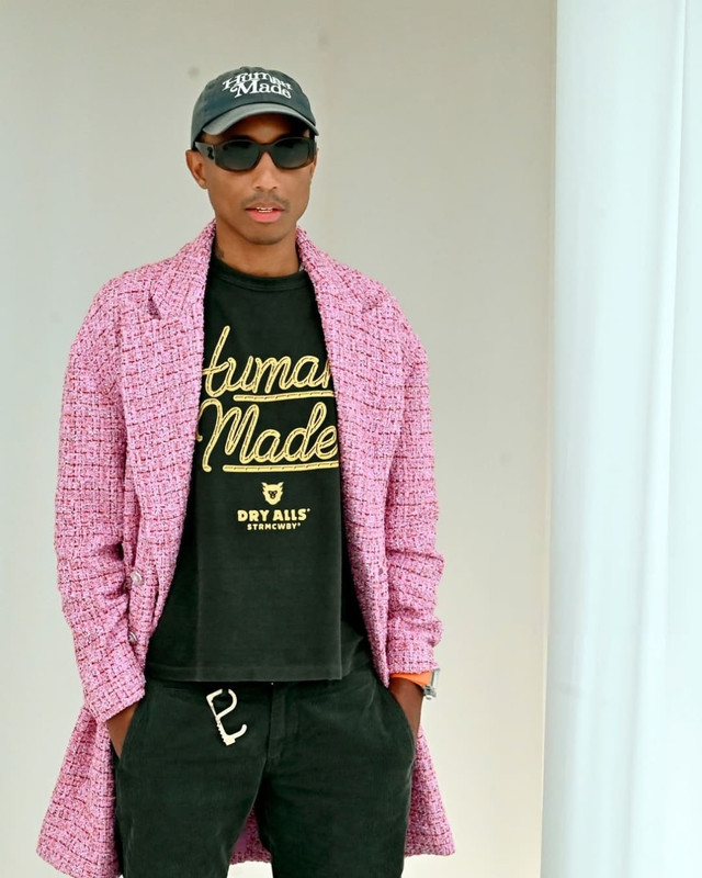 Pharrell At The Chanel Dinner Celebrating Es Devlin’s “Five Echoes” In Miami (December 3) (2021)