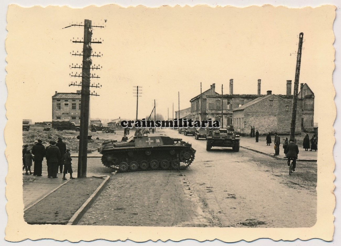 Orig. Foto SdKfz 252 StuG III Sturmgeschütz Panzer in WARSCHAU P