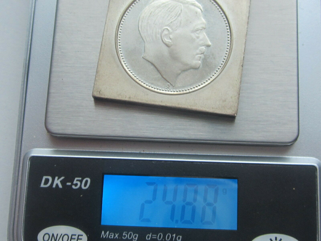 El retrato de Hitler no fue acuñado oficialmente en moneda. Foto6