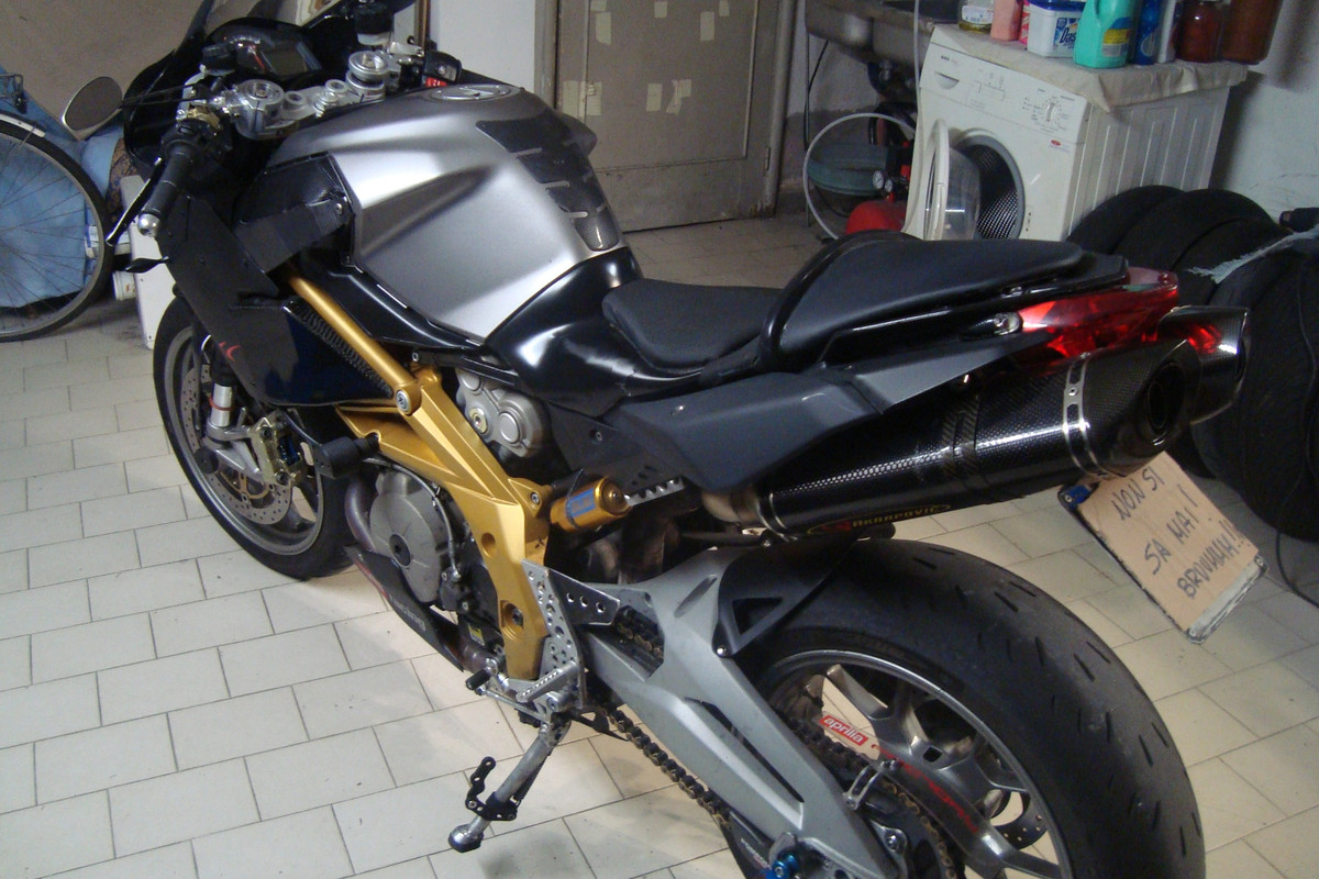 lato sx alto 3 4 dietro