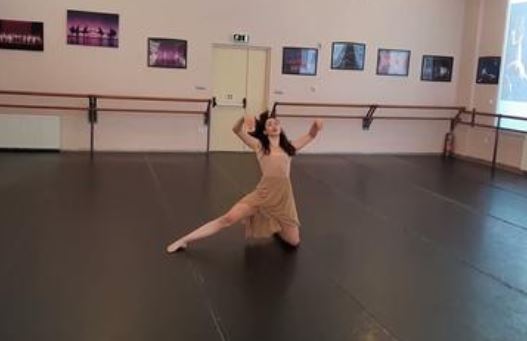 3η ΠΑΓΚΟΣΜΙΑ ΘΕΣΗ ΚΑΤΕΚΤΗΣΕ H Μ. ΜΕΛΕΚΟΥ (ΒΙΝΤΕΟ)