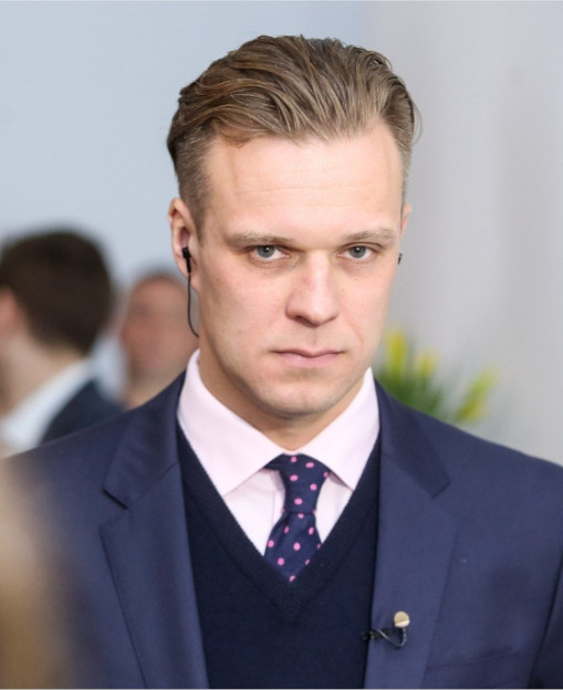 Mėšlo Lianzbergo užpakalio skylės praplatinimo perspektyvos