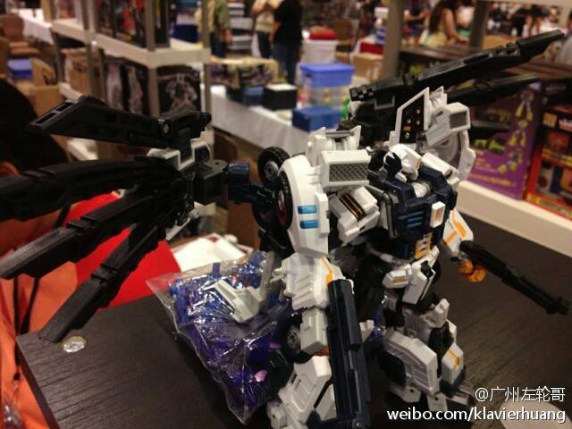 943691_485775028174905_1335627436_n