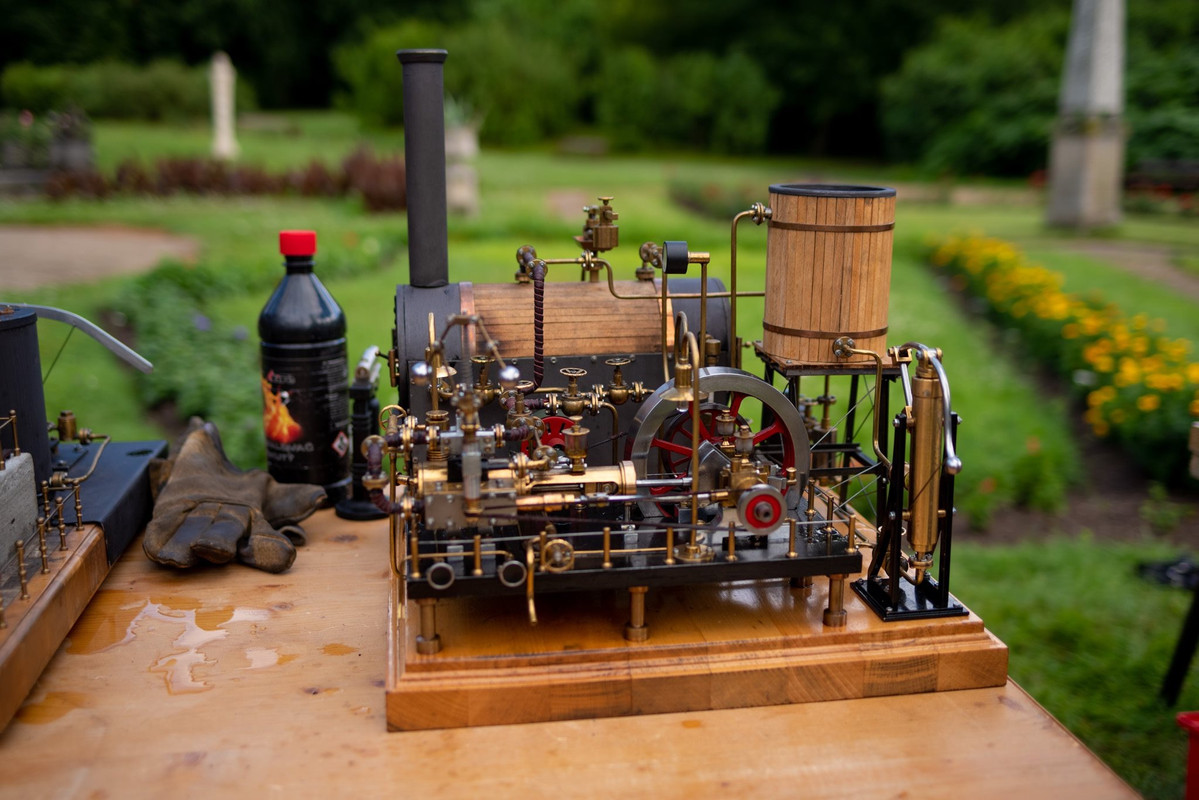 C55D3497-FB5E-495F-BDFB-5F75247BE6C1