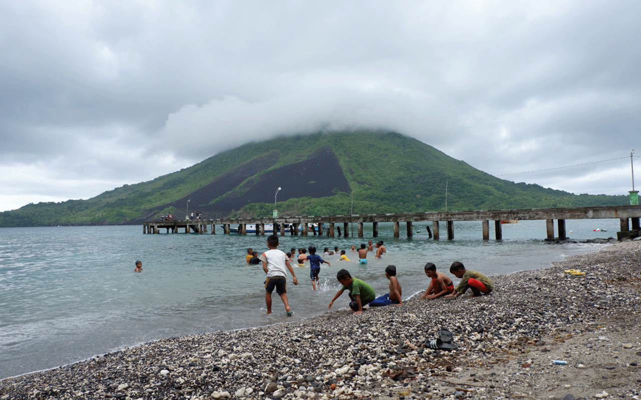 Human Presence In a Natural Frame