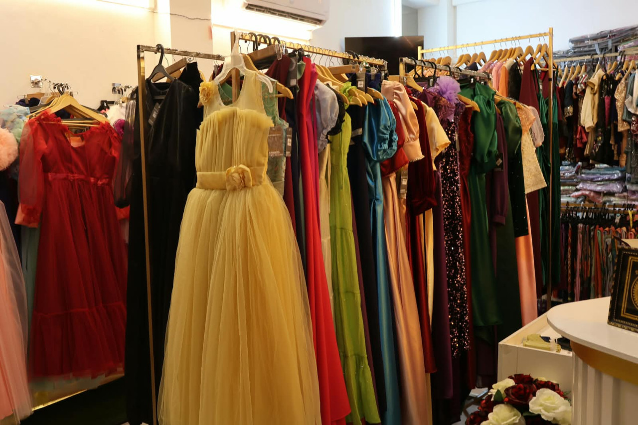 Nelon Fashion Gallery 4