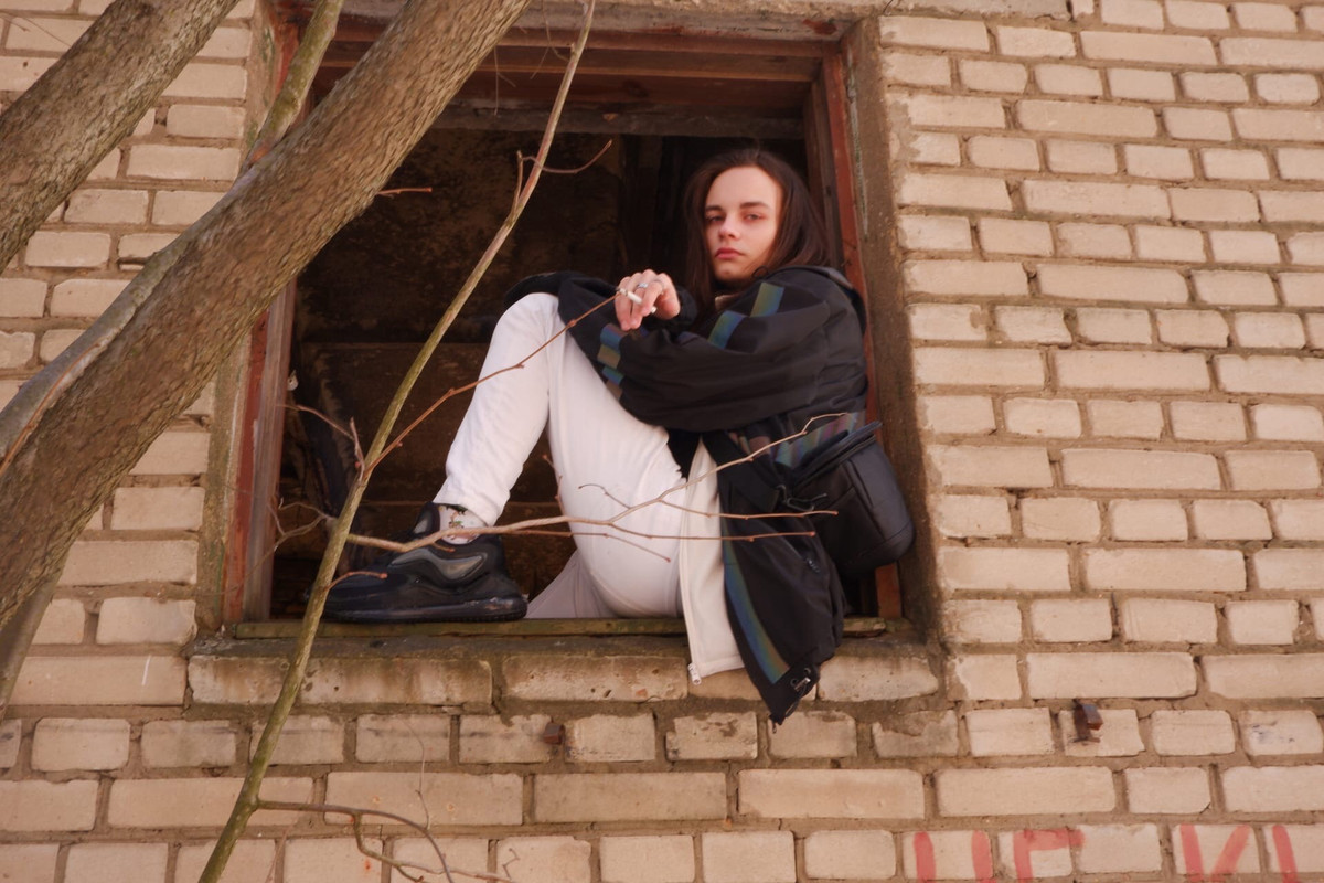 5766E942-F4CD-41E4-BB1E-B2CD03681BC5