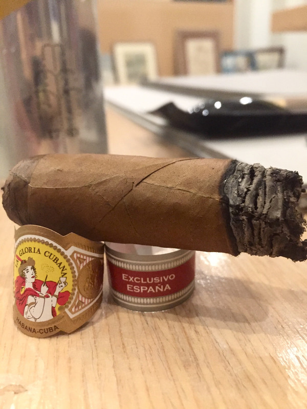 F89E3DE6-51B2-4B9F-A1A5-93420471A3AA