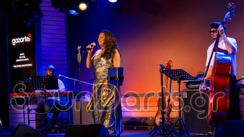 Reportage | Ledisi στο Gazarte: Μια βραδιά ψυχής αφιερωμένη στη Dinah Washington