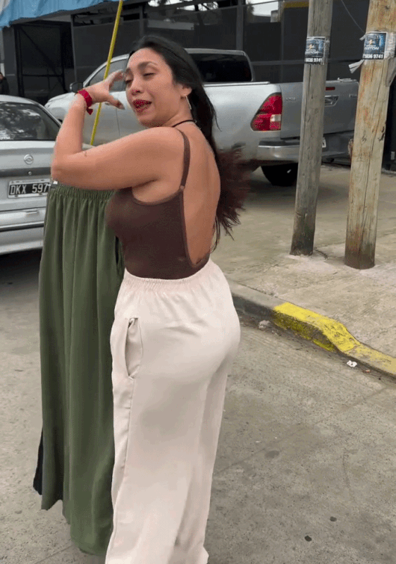 ezgif com crop(28)
