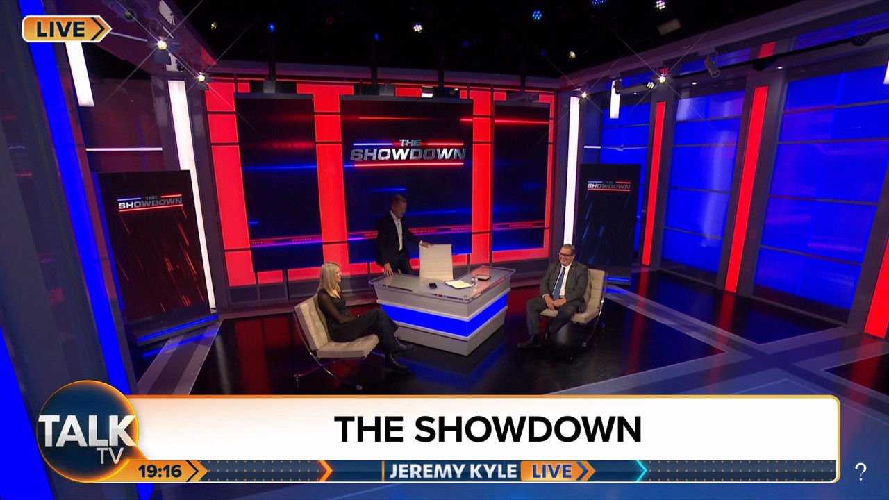 10.13 - 19.00.01 - Jeremy Kyle Live. S29170000 E143827946 Featuring t....ts_snapshot_00.16.58.957