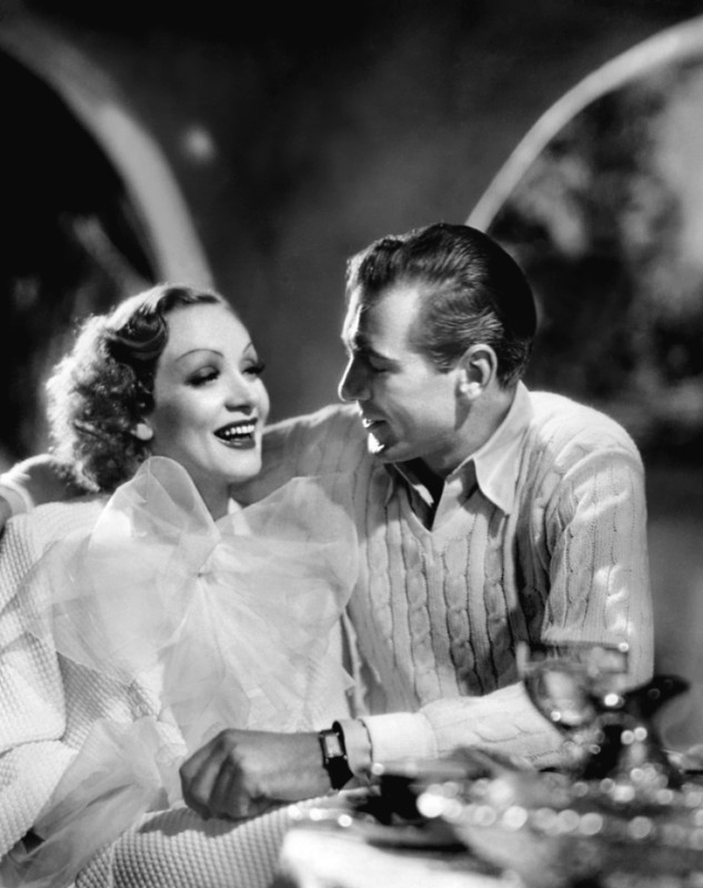 Marlene_Dietrich_b57