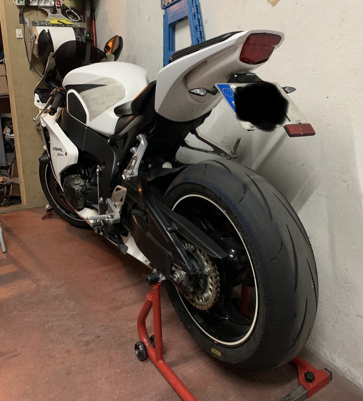 7D6387D5-713A-4F7A-BF08-C51A4644732D