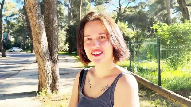 JacquieEtMichelTV – Ruby – 21 years old, photo model from Valence!