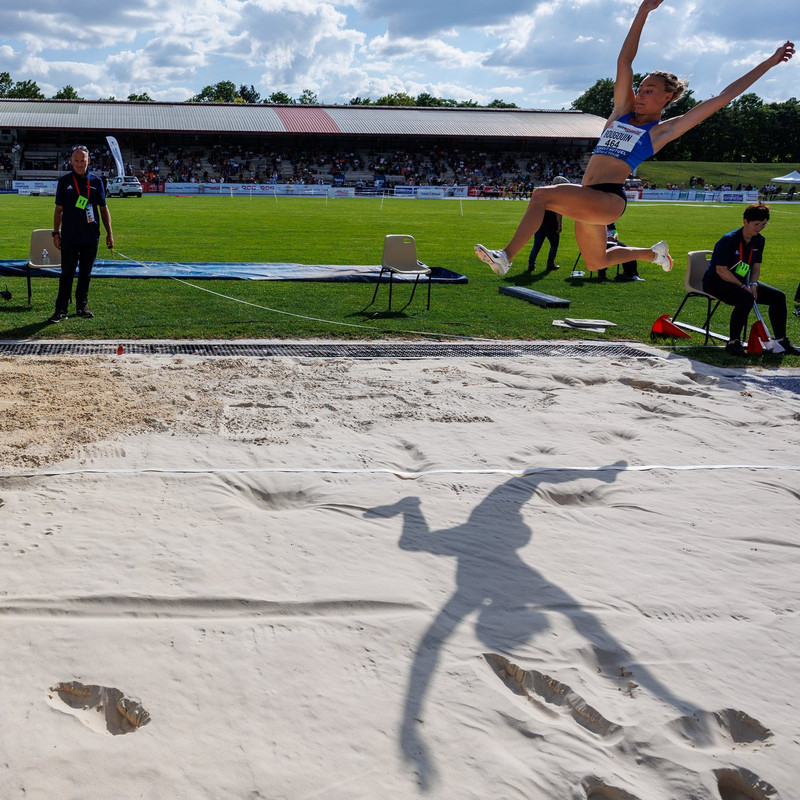 010723-1800-JpRIGON#R6JP3438