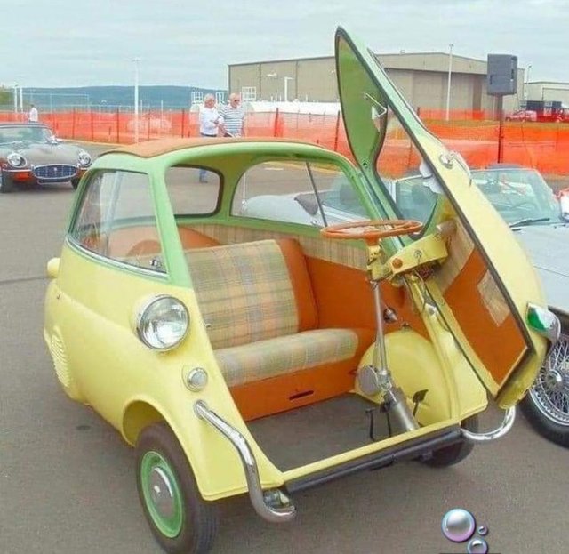 yellow-car.jpg