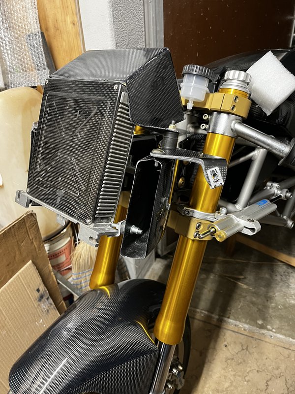 E4715937-81B3-4A52-9D12-52456B3673A6