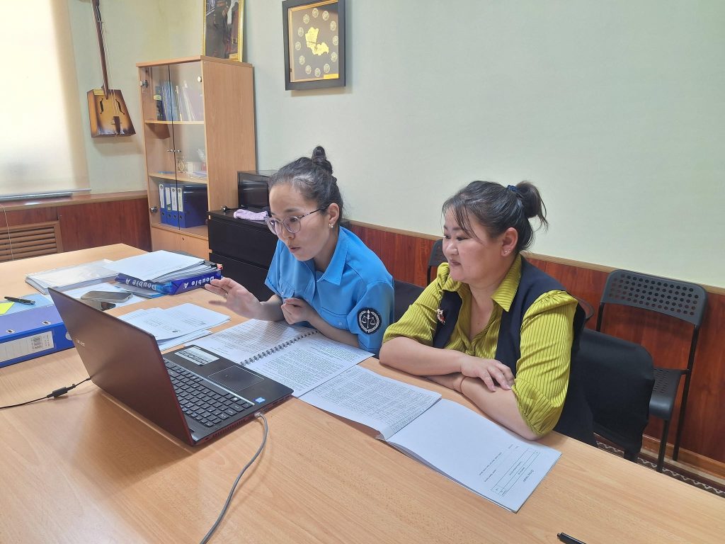 ШҮҮХИЙН ИРГЭДИЙН ТӨЛӨӨЛӨГЧ, СУМДЫН БАГИЙН ЗАСАГ ДАРГА НАРТ СУРГАЛТ МЭДЭЭЛЭЛ ХИЙЛЭЭ