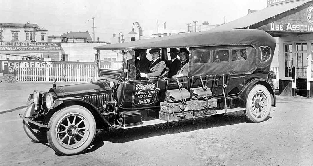 pour se rincer l'oeil - Page 36 1915-1918-Packard-15-passenger-Auto-Stage