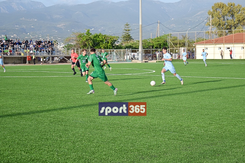 , &Tau;&omicron; &phi;&omega;&tau;&omicron;&rho;&epsilon;&pi;&omicron;&rho;&tau;ά&zeta; &tau;&omicron;&upsilon; &tau;&epsilon;&lambda;&iota;&kappa;&omicron;ύ &Epsilon;&rho;ά&nu;&eta;-&Pi;&alpha;&nu;&theta;&omicron;&upsilon;&rho;&iota;&alpha;&kappa;ό&sigmaf; (&phi;&omega;&tau;&omicron;)