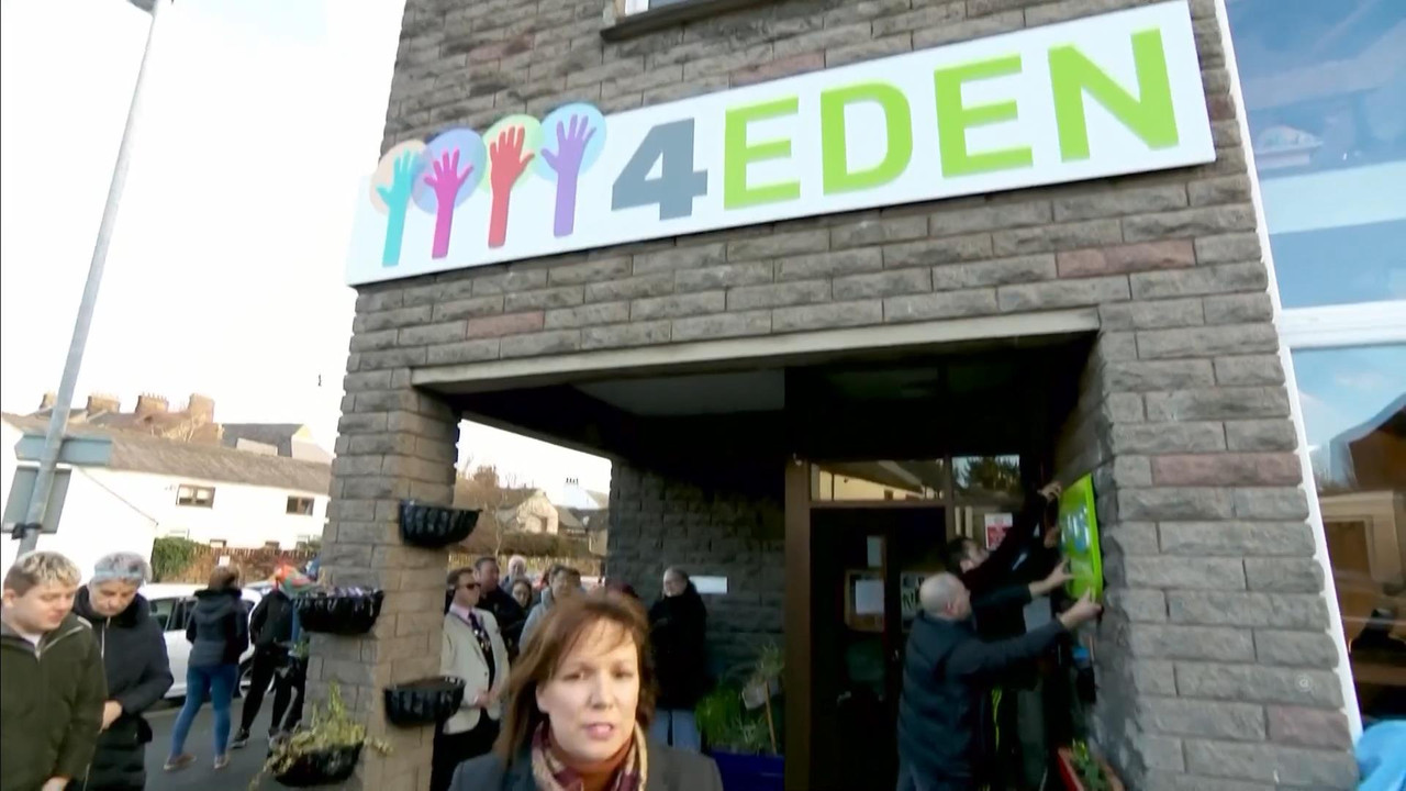 07 January - 18.00.00 - ITV News London. The latest news and wea