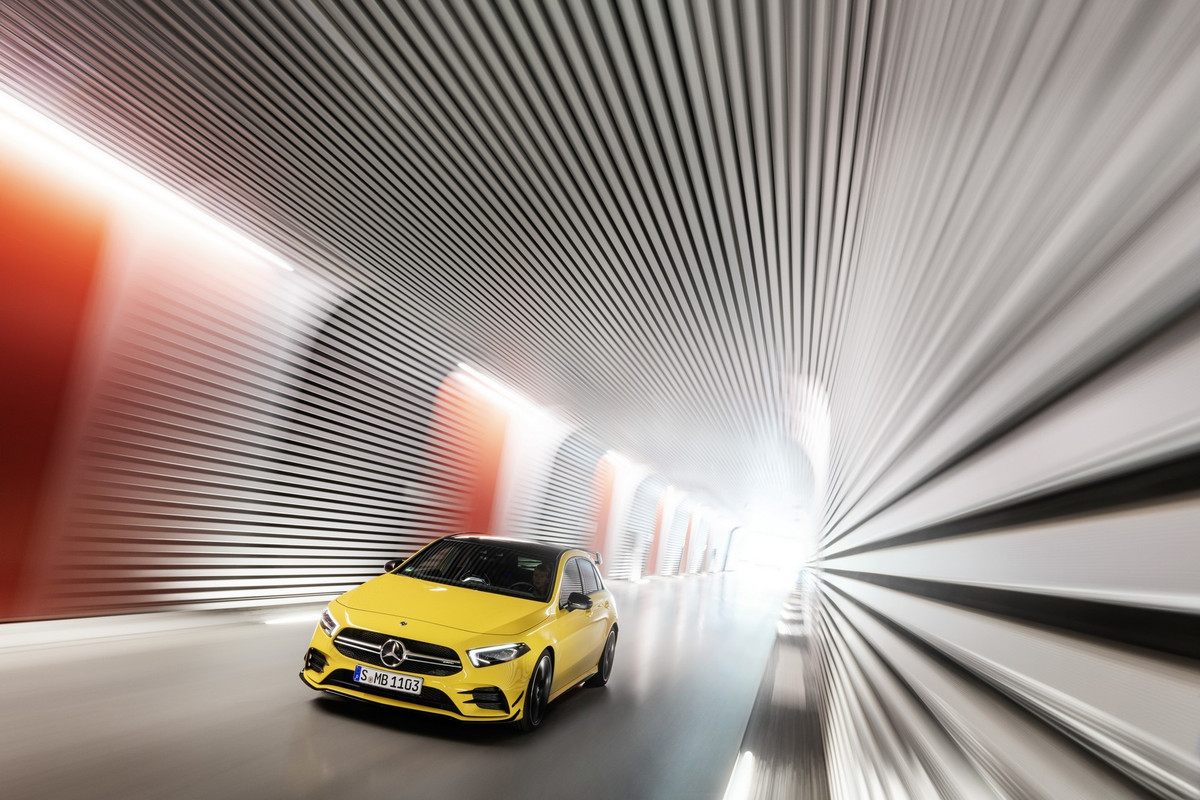 Mercedes-AMG A 35 4MATIC (15)