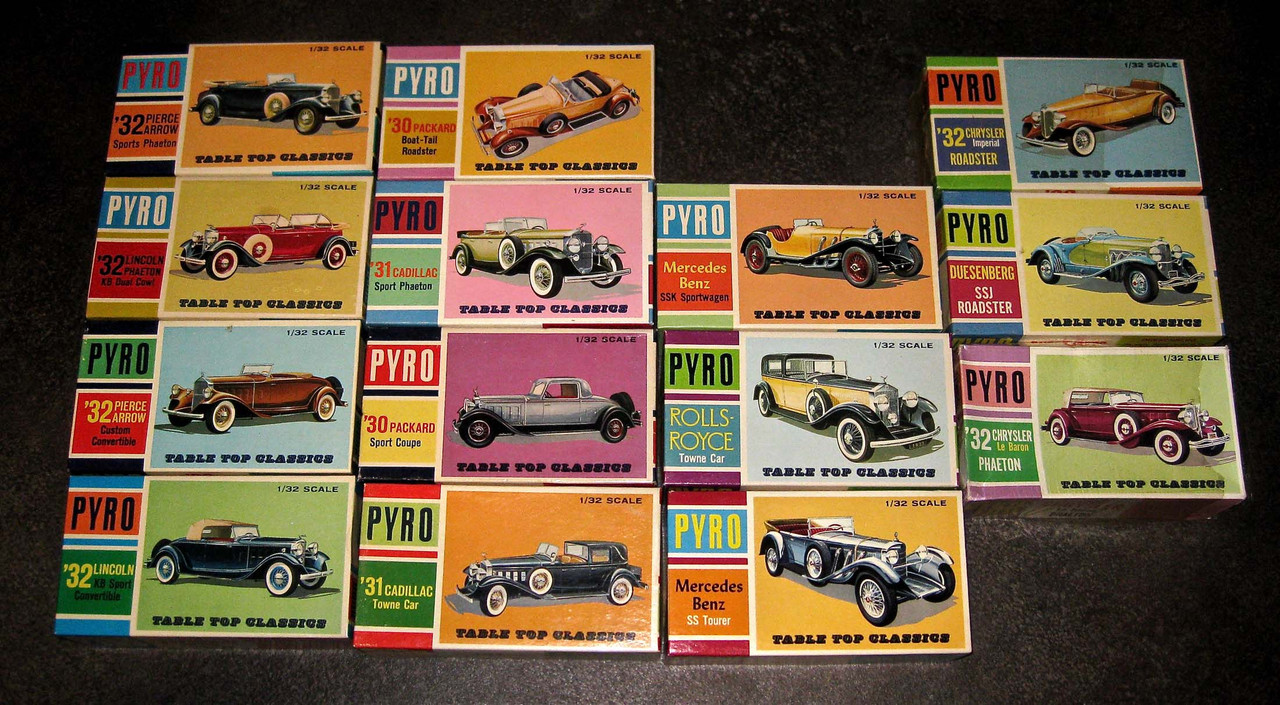 Pyro Cars 1-32 Large Boxes
