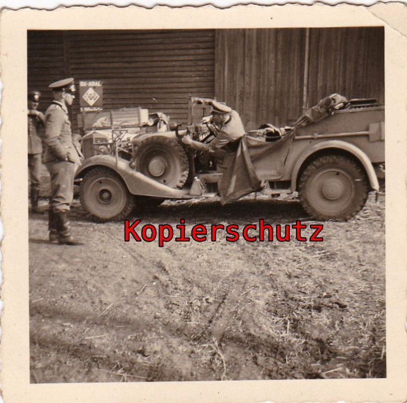 Offizier Fahrlehrer ARALTankstelle Kübelwagen Au